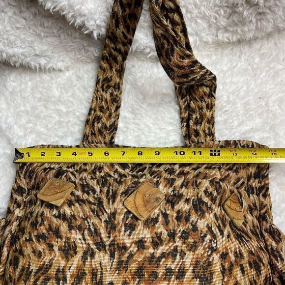 Evangeline ministry handcrafted cloth shoulder bag leopard prints wooden buttons - Picture 5 of 12